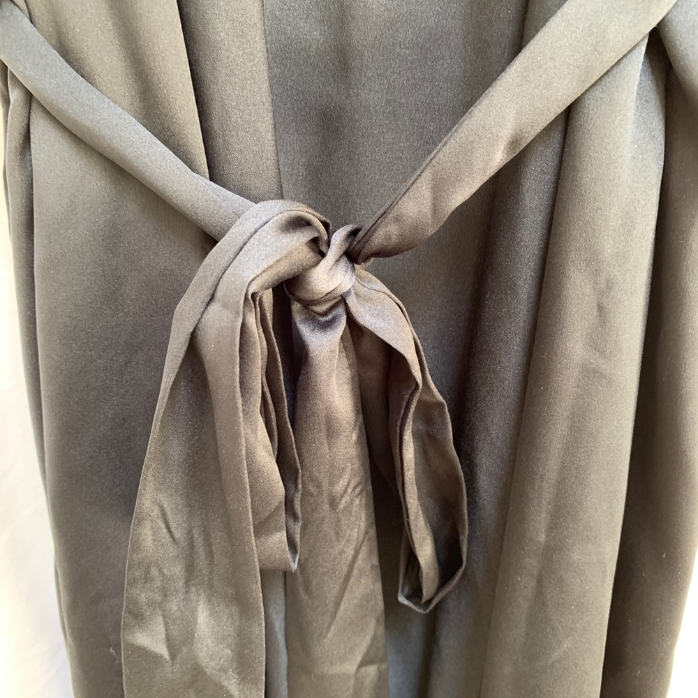 Victoria Secret soft/light Robe - Picture 5 of 5